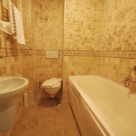 Otel Beyoglu Palace Termal 4*